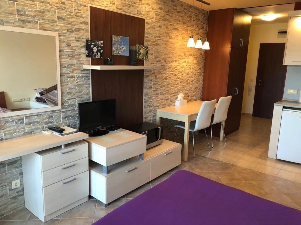 Apartments In Green Life Complex - 1 Bedroom And Studio Sozopol Bagian luar foto