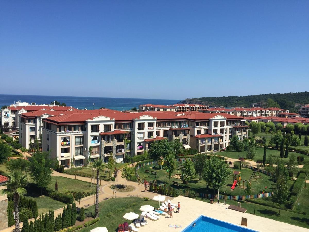 Apartments In Green Life Complex - 1 Bedroom And Studio Sozopol Bagian luar foto